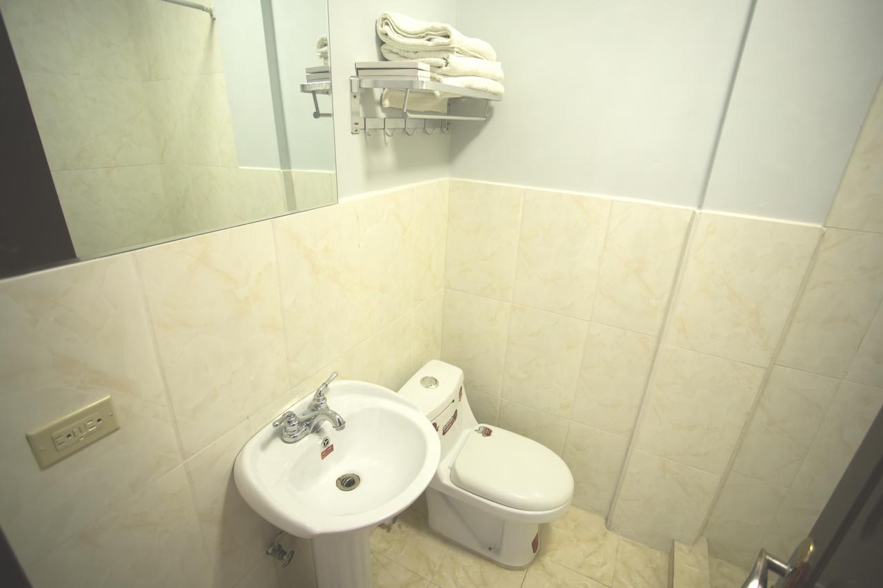 Pacific Islander Inn Garapan Kültér fotó